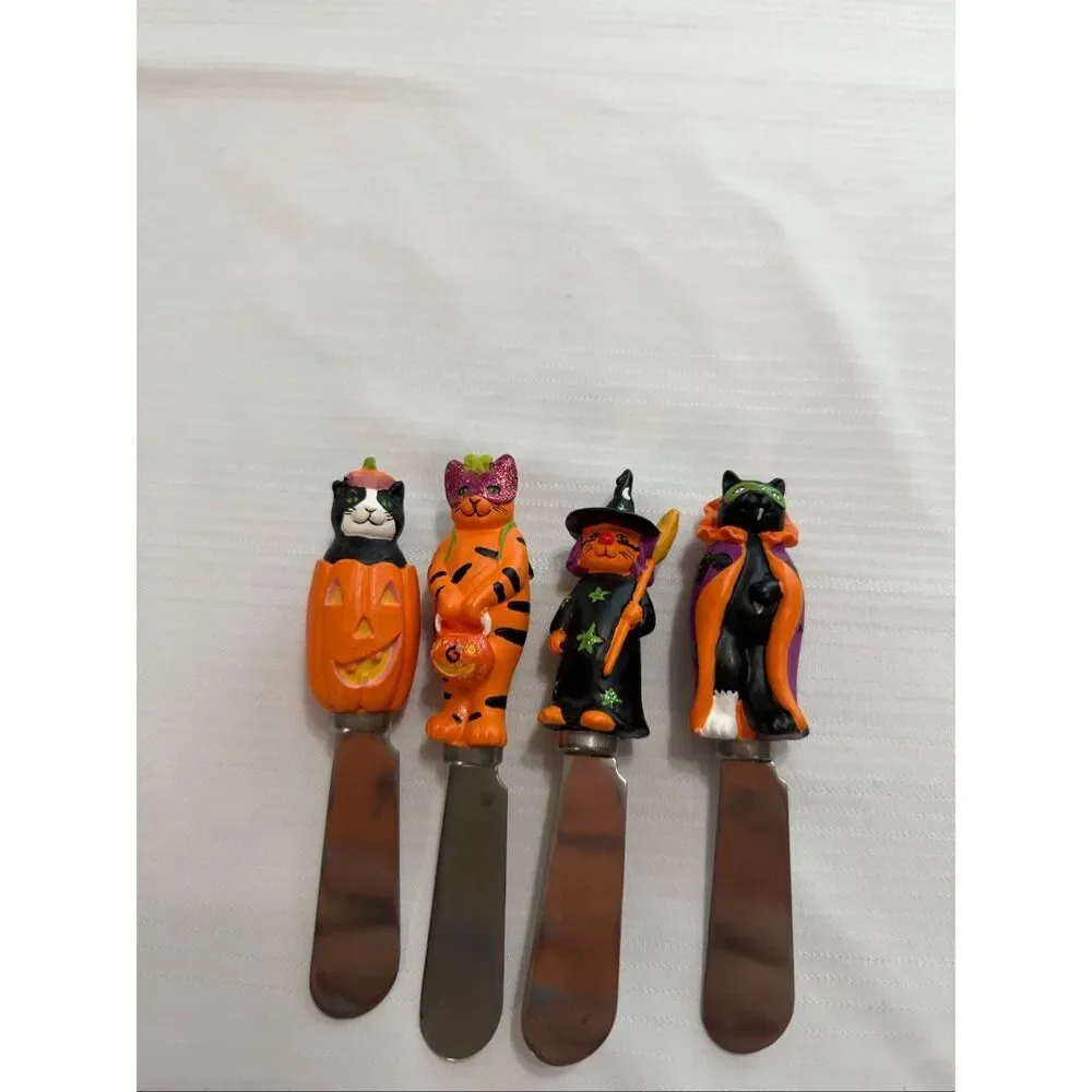 Supreme Housewares 4-piece Halloween spooky cheese spreader set